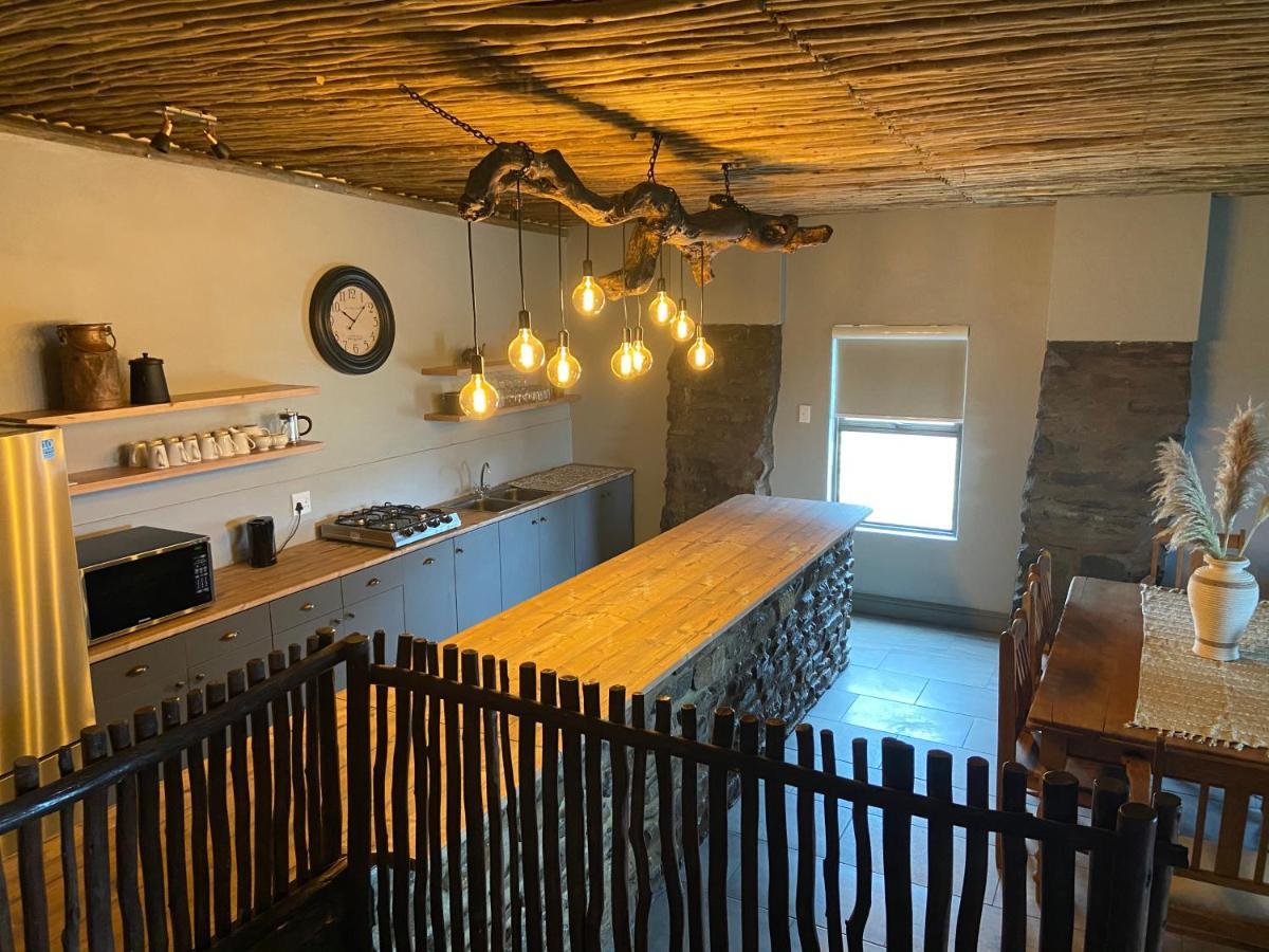 Desert Wind Private Guest And Game Farm 몬터규 외부 사진