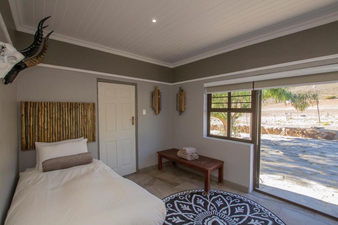 Desert Wind Private Guest And Game Farm 몬터규 외부 사진